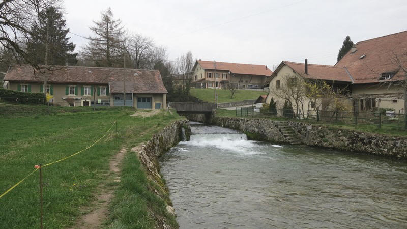 L Abri Freymond Le Puits La Zazie Le Barrage Antique De La Source